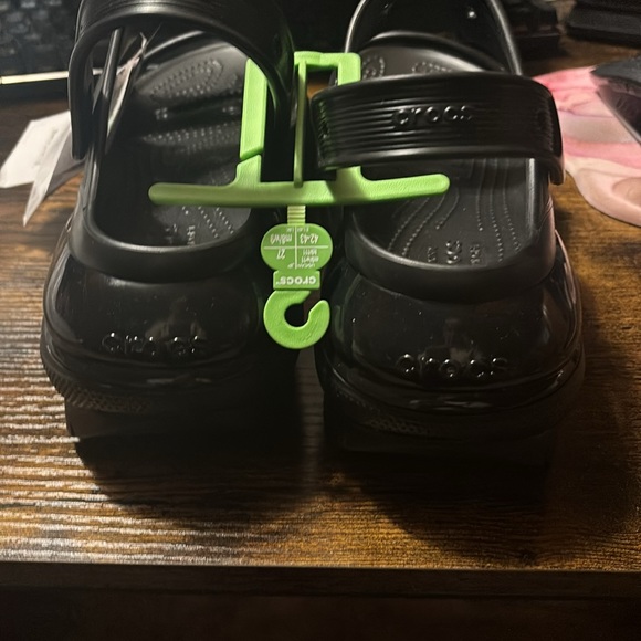 Crocs Mega Crush Sandals M9/W11 BRAND NEW - Picture 3 of 5
